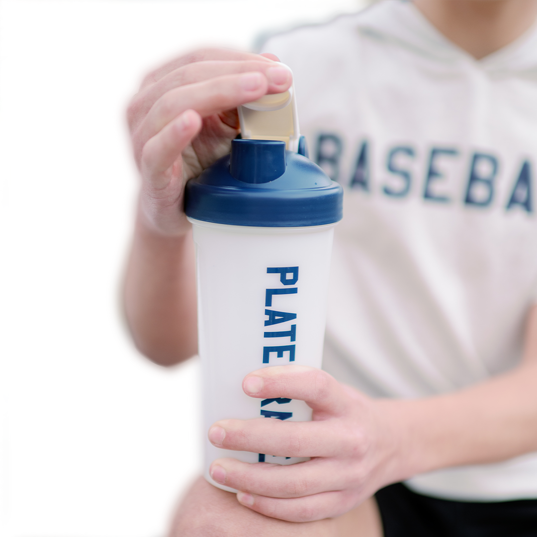 Plastic shaker bottle, protein shaker bottle