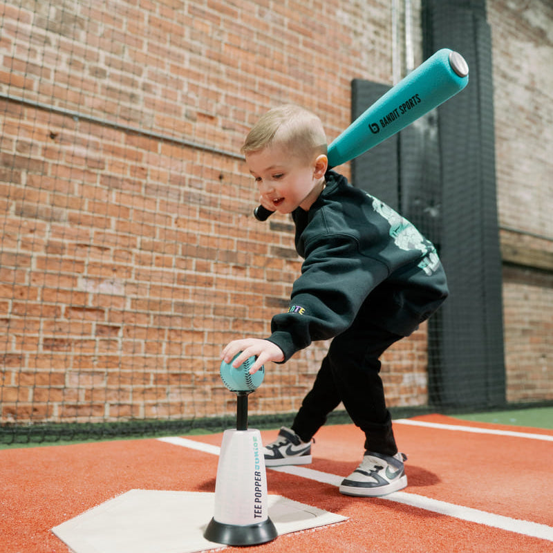 Bandit Sports Popper Lot de 6 balles de baseball en plastique résistant aux chocs et rebondissant, parfait pour l'entraînement de balle de baseball et d 'entraînement de balle de frappe Bandit Sports Popper Lot de 6 balles de baseball en plastique résistant aux chocs et rebondissant, parfait pour l'entraînement de balle de baseball et d 'entraînement de balle de frappe